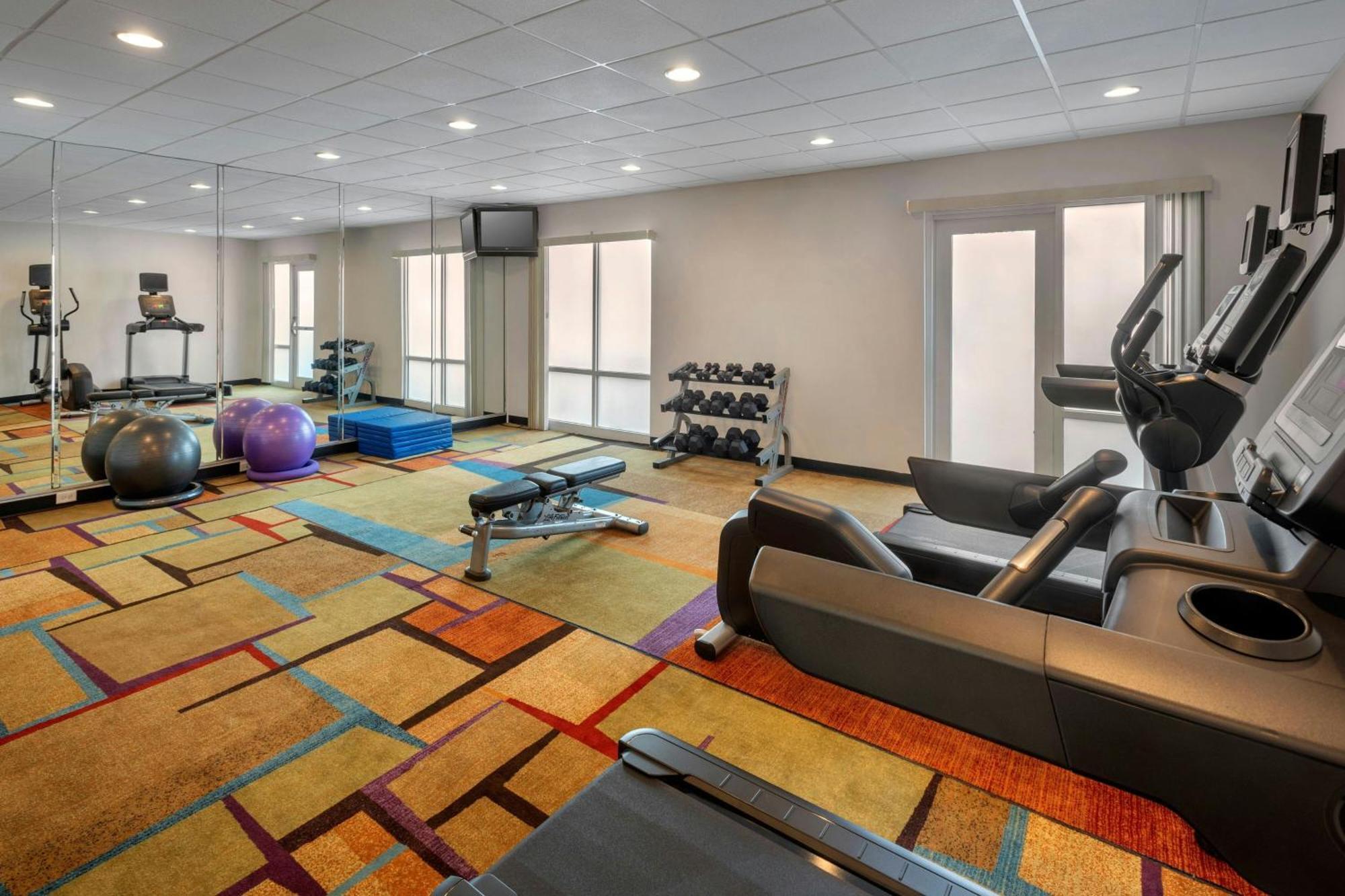 Fairfield & By Marriott Hotel 3*