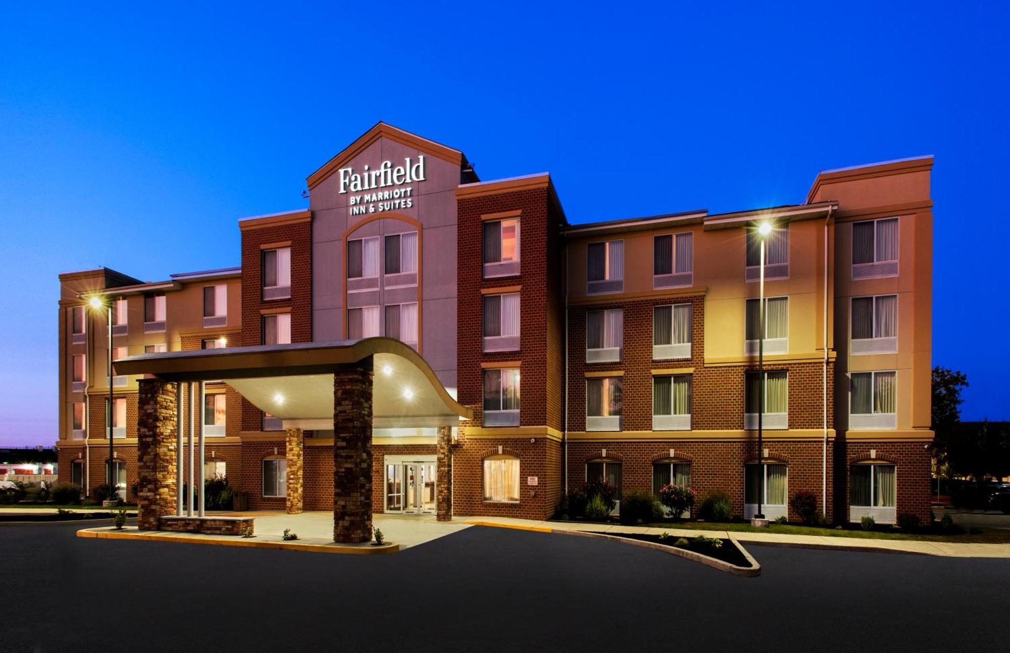 Hotel Fairfield & By Marriott