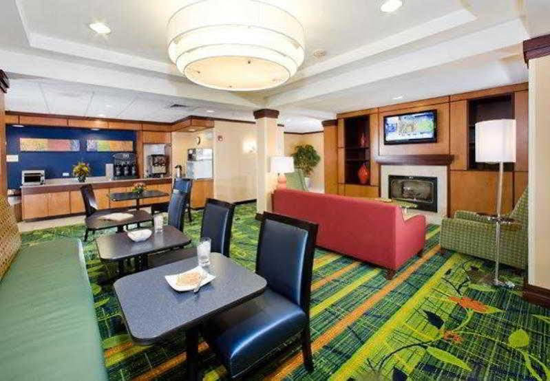 Hotel Fairfield & By Marriott