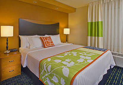 Hotel Fairfield & By Marriott